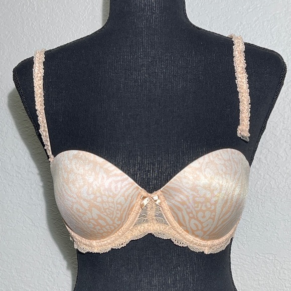Pink by Victoria Secret Bra - Picture 3 of 10